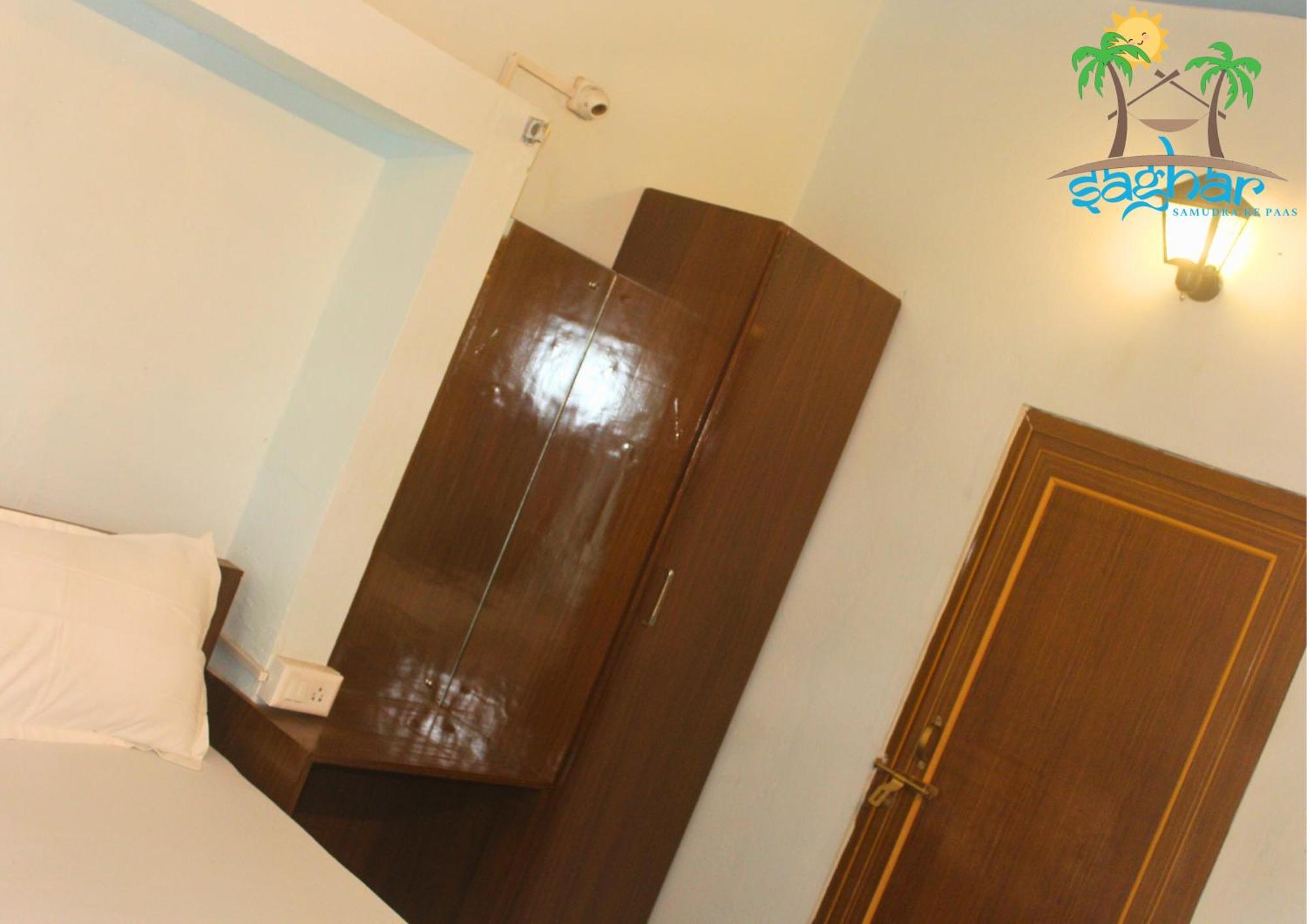 Hotel Saghar House Visakhapatnam Esterno foto